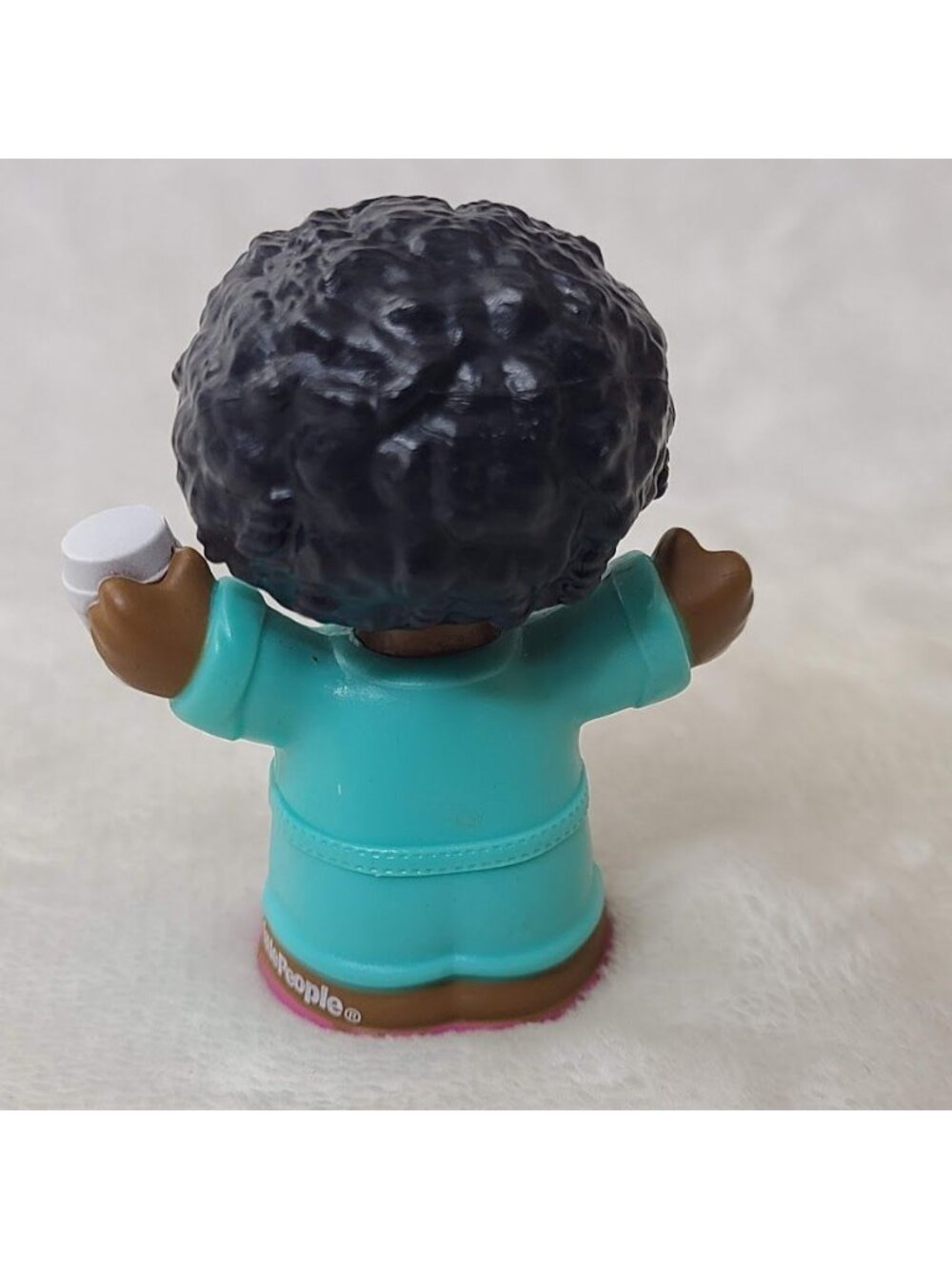 Fisher Price Little People Mom Figure Coffee Cup Teal Outfit 2021 Mattel - Picture 3 of 8